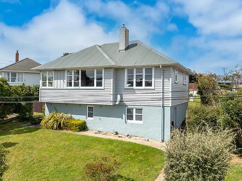 23 Panmure Avenue, Calton Hill