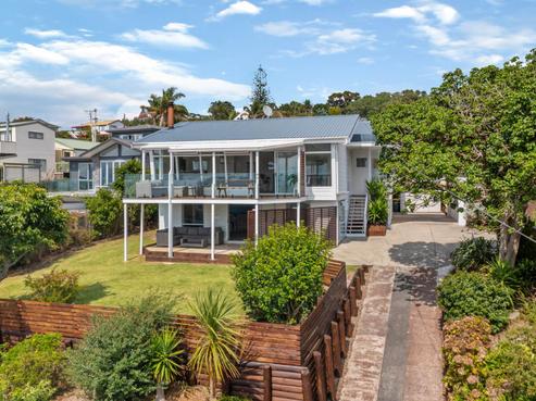 12 Gledstane Road, Stanmore Bay
