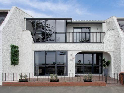 461 Marine Parade, Napier South