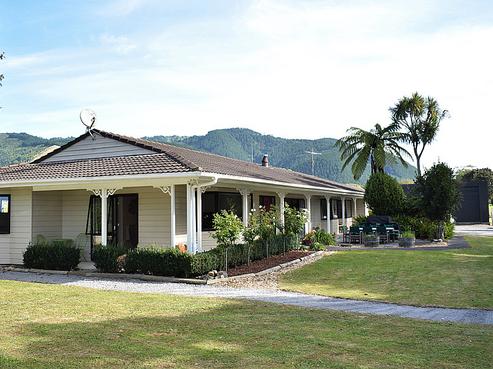 24 Best Road, Te Horo