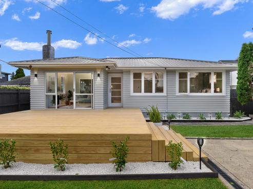 13 Stokes Avenue, Te Atatu Peninsula