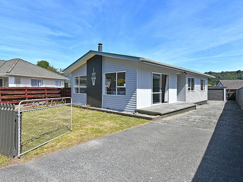 6 Dewsbury Grove, Wainuiomata