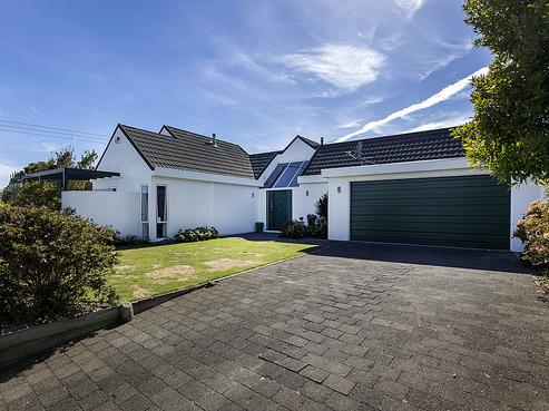 1 Larsen Place, Merrilands