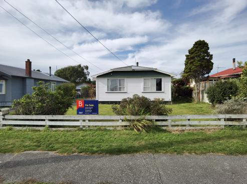 116 Park Street, Hokitika