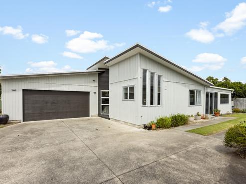 212B Ikanui Road, Frimley