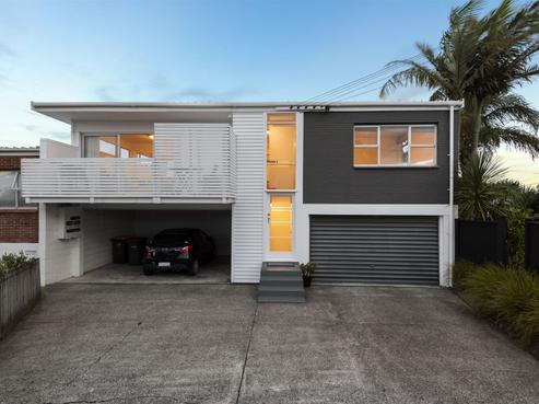 1/33 Castor Bay Road, Castor Bay