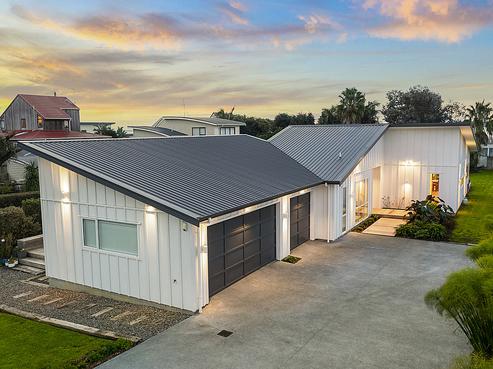 5 Pohutukawa Road, Beachlands