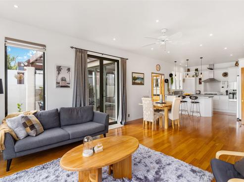 26A Oakwood Grove, Eastern Beach