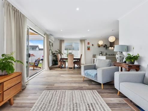 26 Couldrey Crescent, Red Beach
