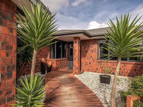 30A Russell Street, Westport