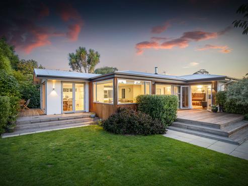 16 Braco Place, Burnside