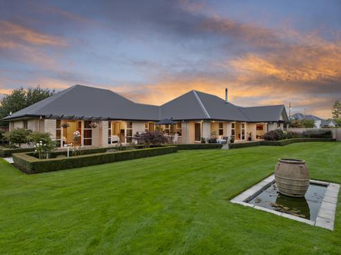 14 Stables Drive, Lincoln