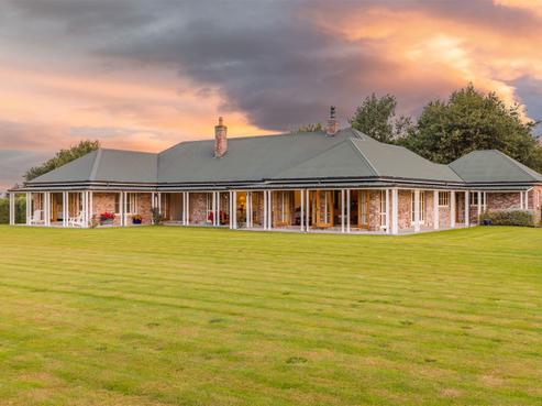2384 South Eyre Road, West Eyreton