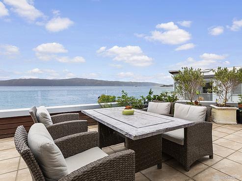 2/279 Karaka Bay Road, Karaka Bays