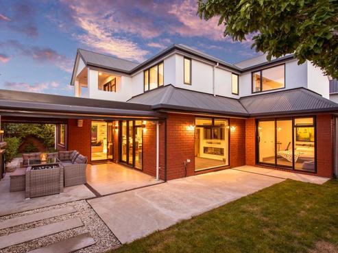 21 Bryndwr Road, Fendalton