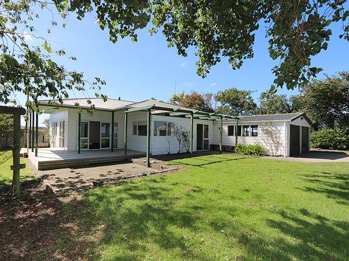 38 Onewhaia Road, Normanby