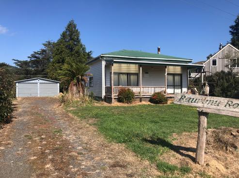 21 Poro Street, National Park