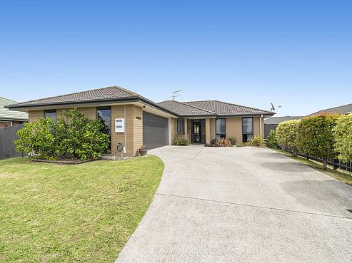 16 Breaker Grove, Waiuku