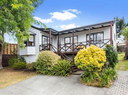 77 Harmel Road, Glendene
