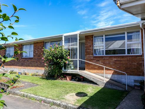 256C Courtenay Street, Strandon