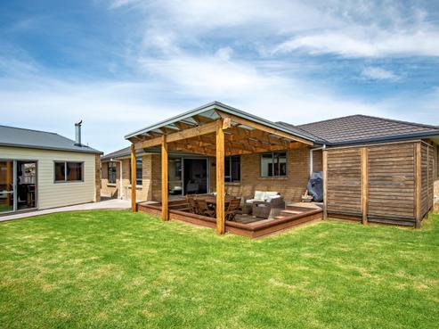 31 Bunyan Road, Coastlands