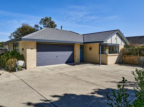 180D Raumati Road, Raumati Beach