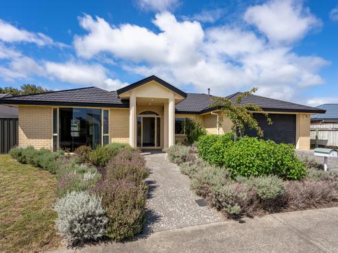 6 Santa Teresa Court, Paraparaumu Beach