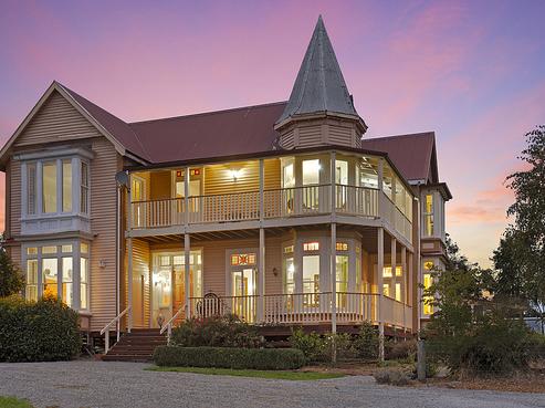 411 Springbank Road, Swannanoa