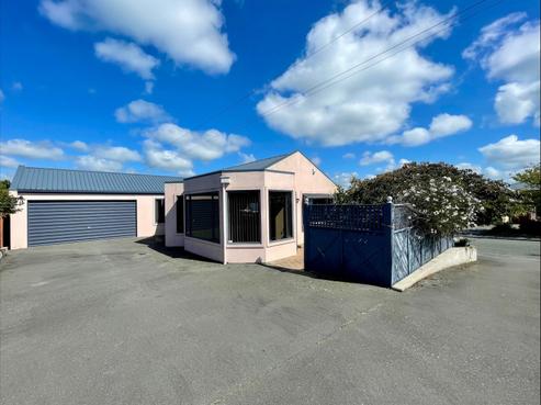 77 Temple Crescent, Gleniti
