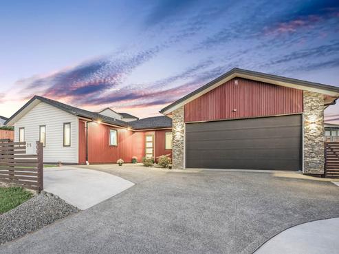 38 Celestial Crescent, Orewa
