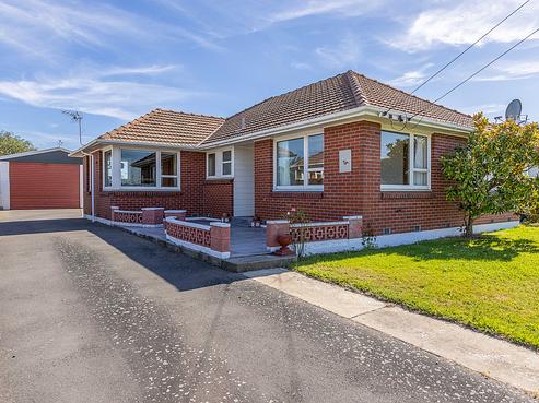 15 Carisbrooke Street, Aranui