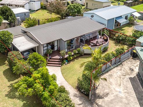 313B Given Avenue, Whangamata