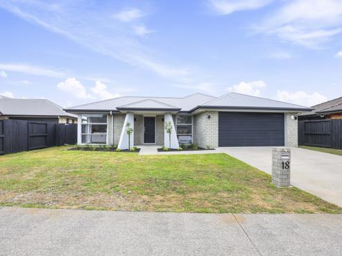 18 Farleigh Close, Huntington
