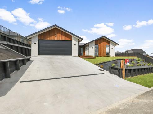 23 Bosun Place, Flagstaff