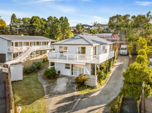 18 Kearney Place, Massey