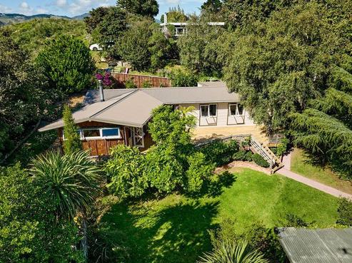 25 Dell Road, Raumati South