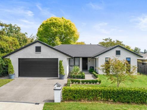 11 Bronte Place, Leamington