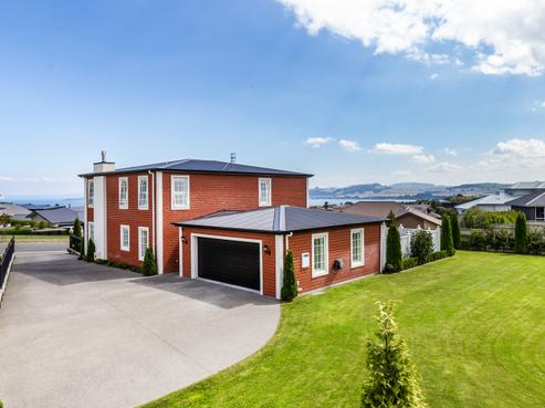35 Coprosma Crescent, Waipahihi