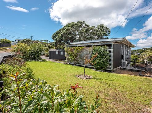 52 Ocean Road, Surfdale