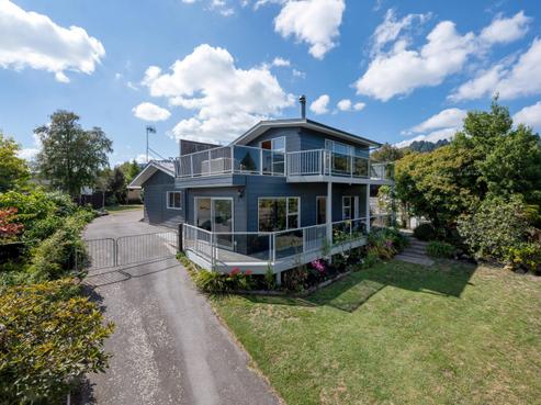 53 Marina Terrace, Kinloch
