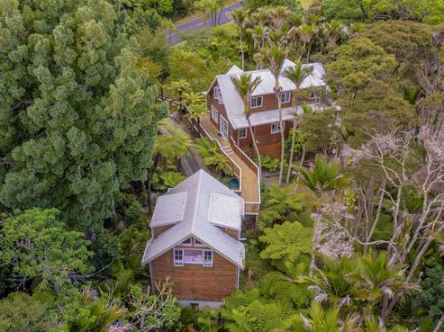 68 Tarapatiki Drive, Whitianga