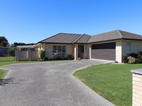 4 Madison Street, Carterton