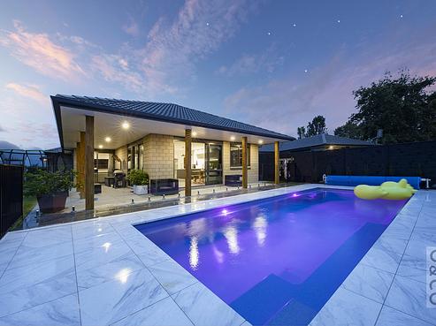 42 Pohutukawa Parade, Riverhead