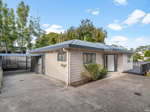 49A Rehia Road, Massey
