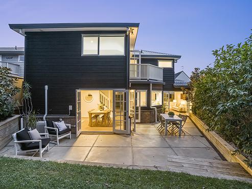 2/98 Saint Johns Road, Saint Johns