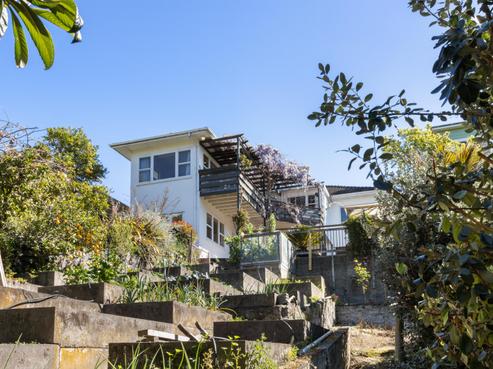 103 Chaucer Road North, Napier Hill