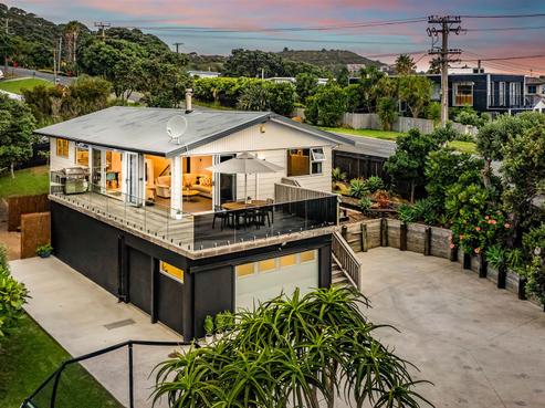 84 Waitea Road, Muriwai