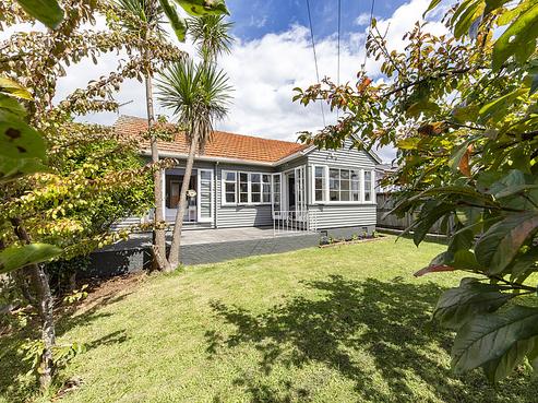 14 Houpara Street, One Tree Hill