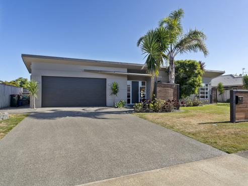 91 Cedar Drive, Paraparaumu Beach