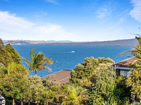 2 Rothesay Bay Road, Rothesay Bay